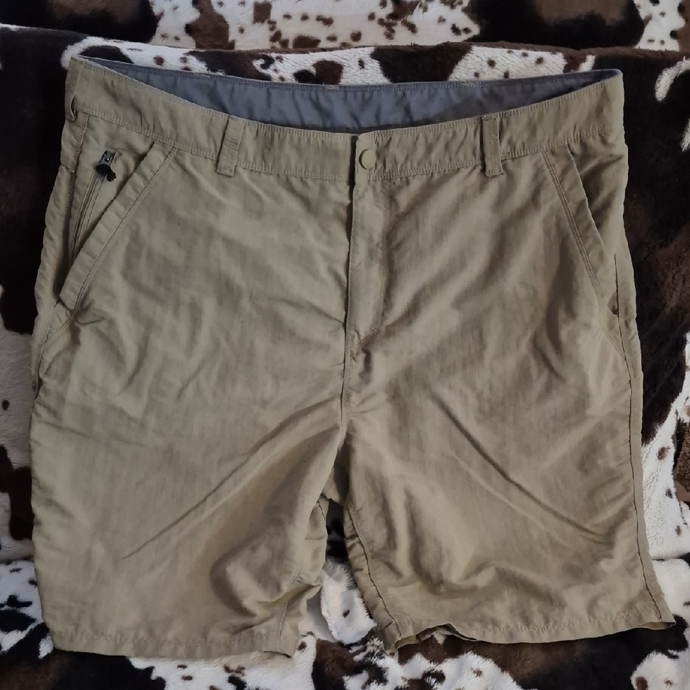 Men's Tan Nordic Track Shorts, Size 42 Waist